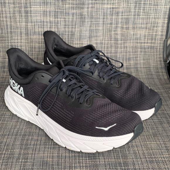 Hoka Women's Arahi 7 Black and White Sneakers Running Shoes Size 11 - Picture 10 of 14